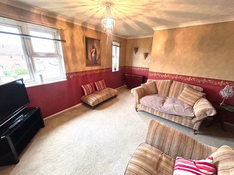 Property photo 3 of 12 Photo 6