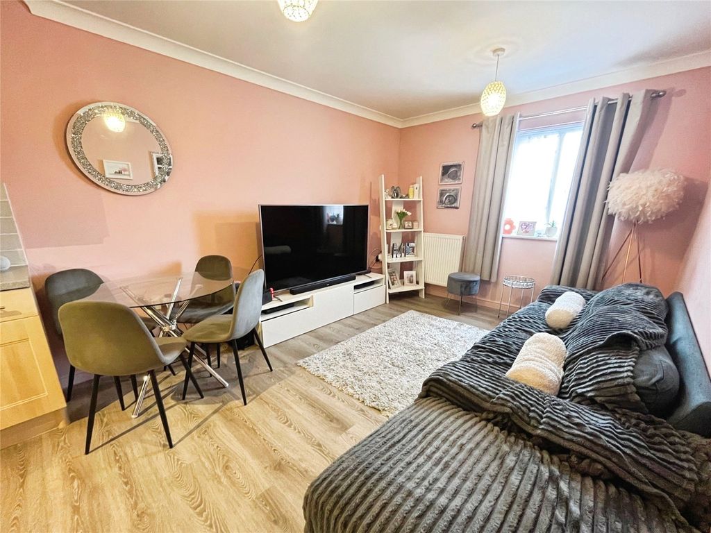 Property photo 3 of 10 Picture No. 10