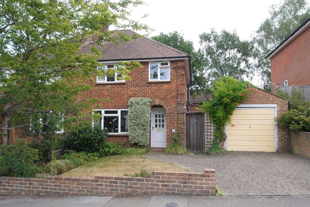Property photo 1 of 12 Photograph 1