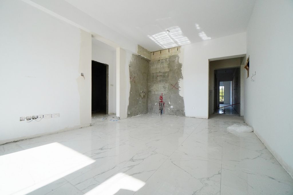 Property photo 2 of 3