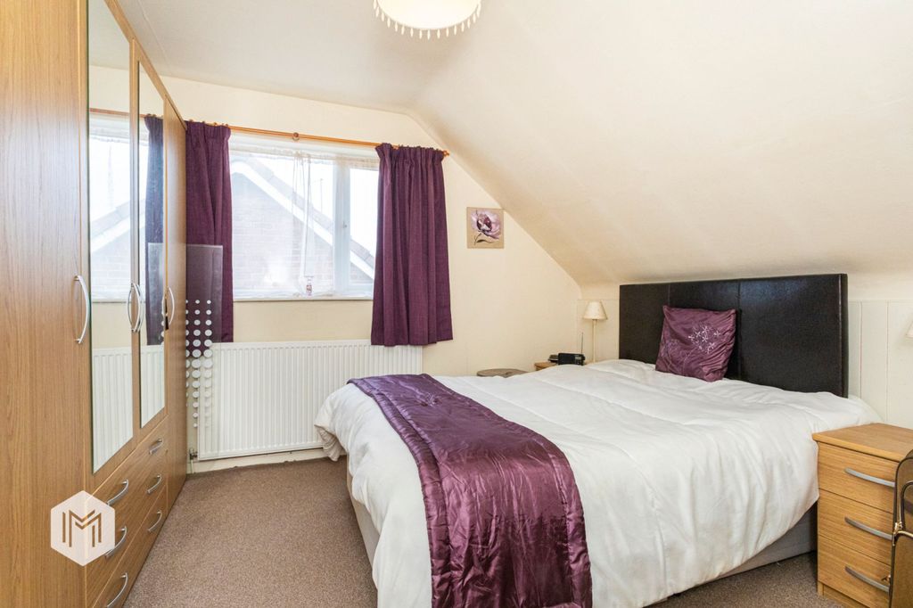 Property photo 3 of 19 Picture No. 05