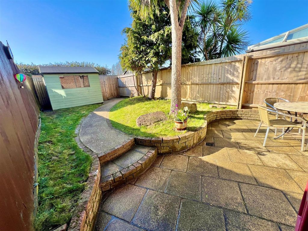 Property photo 3 of 13