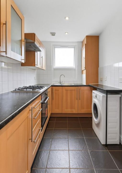 Property photo 3 of 7 Gallery