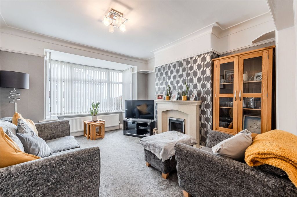 Property photo 2 of 13 Picture No. 01