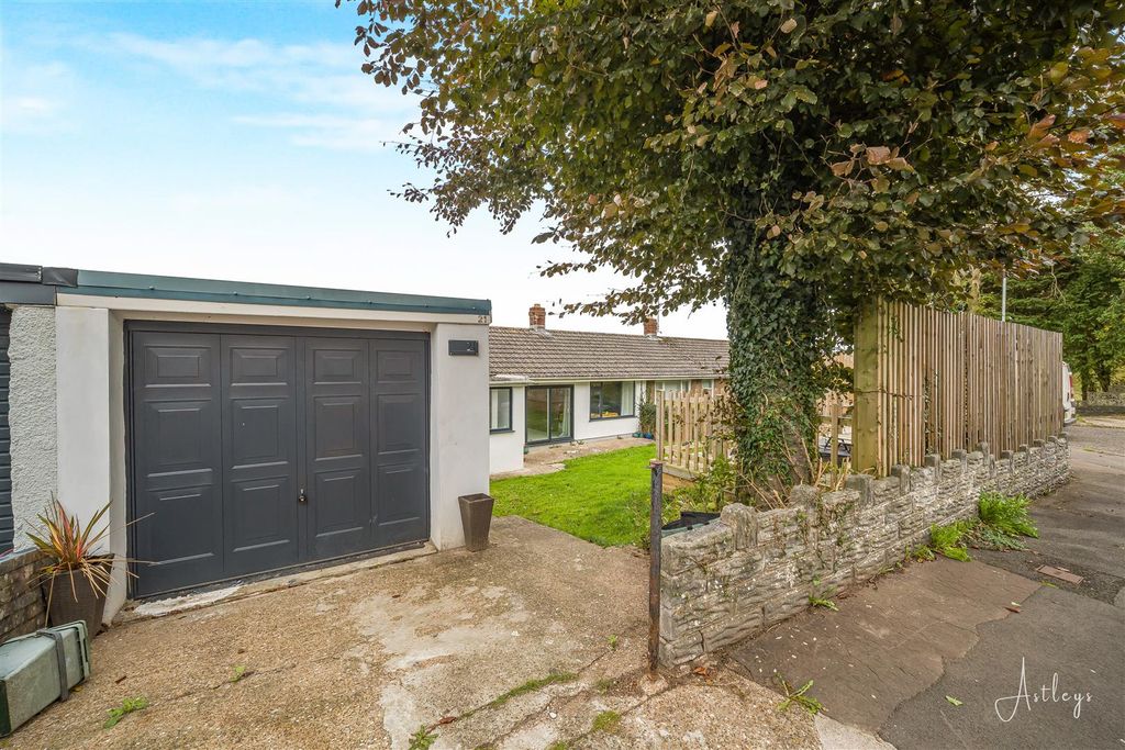 Property photo 1 of 37 14-P1073907.Jpg