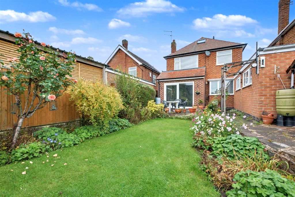 Property photo 3 of 26 Garden_5.Jpeg