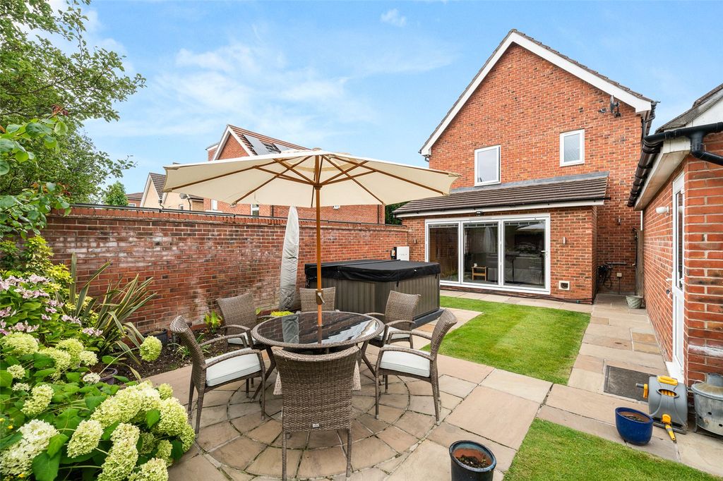 Property photo 2 of 18 Picture No. 05