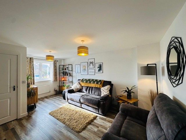 Property photo 2 of 12 Gallery