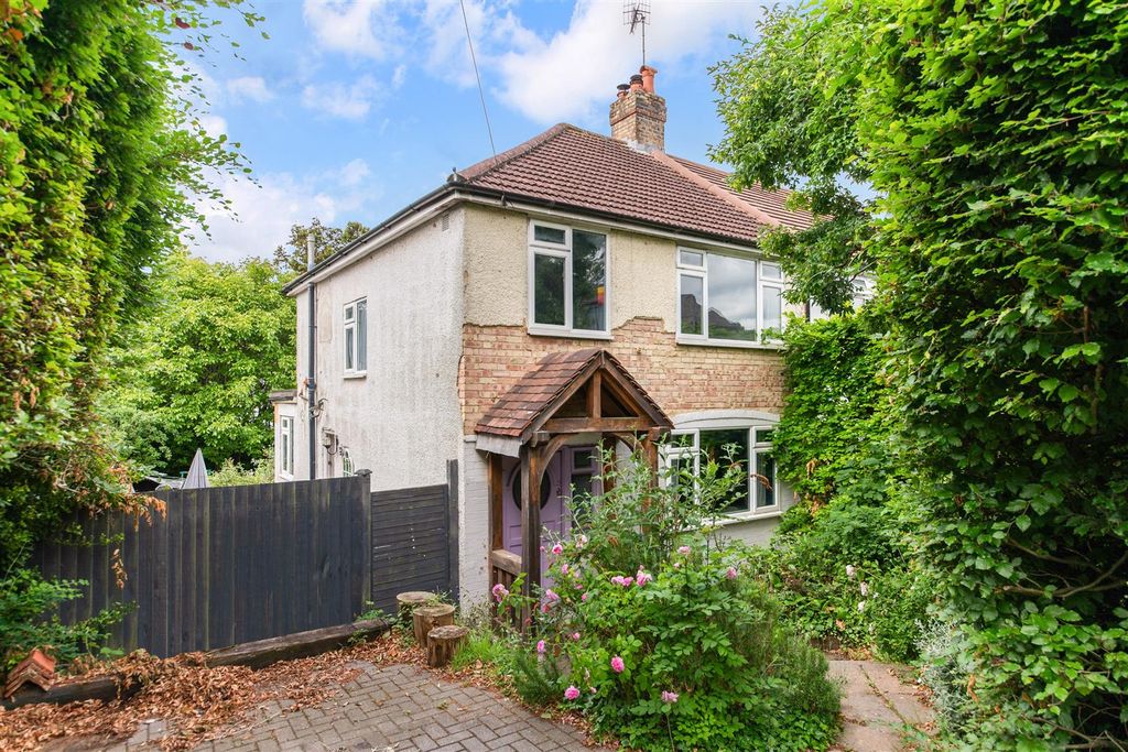 Property photo 1 of 14 Rosebery Road (14).Jpg