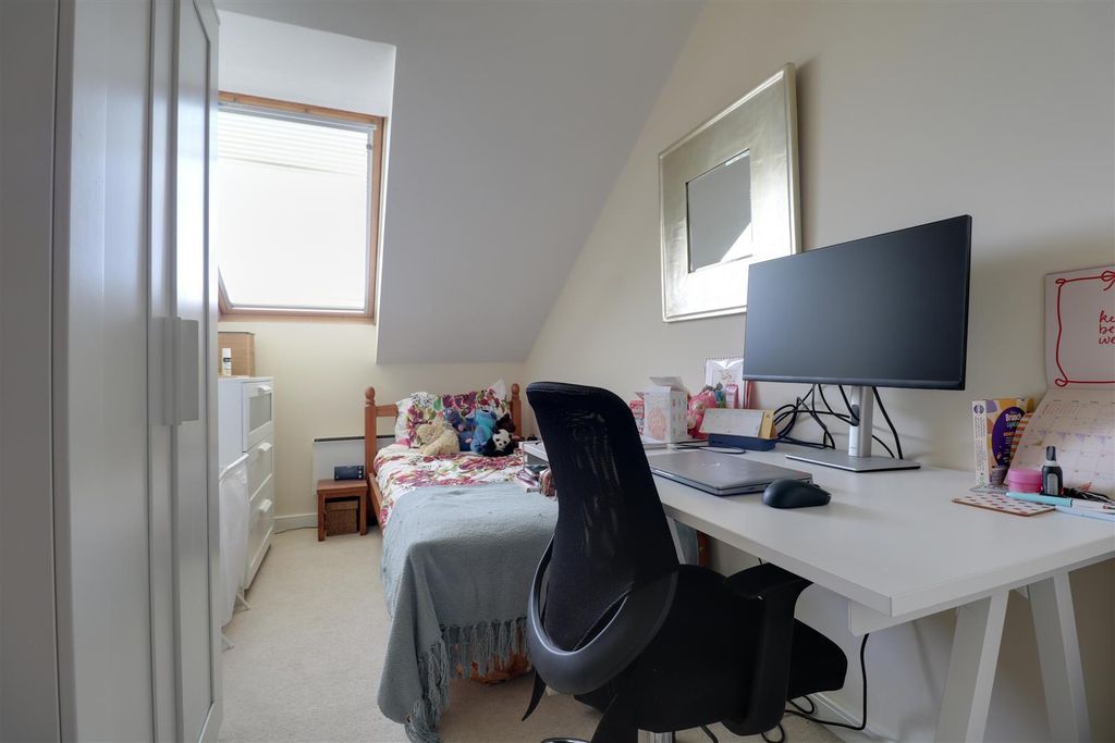 Additional image 11 of 2 bed flat for saleThe Point, Crewe Road, Alsager ST7