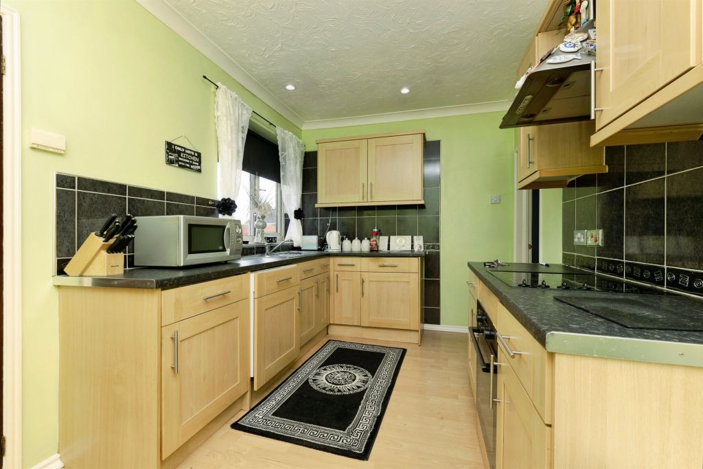 Property photo 3 of 17