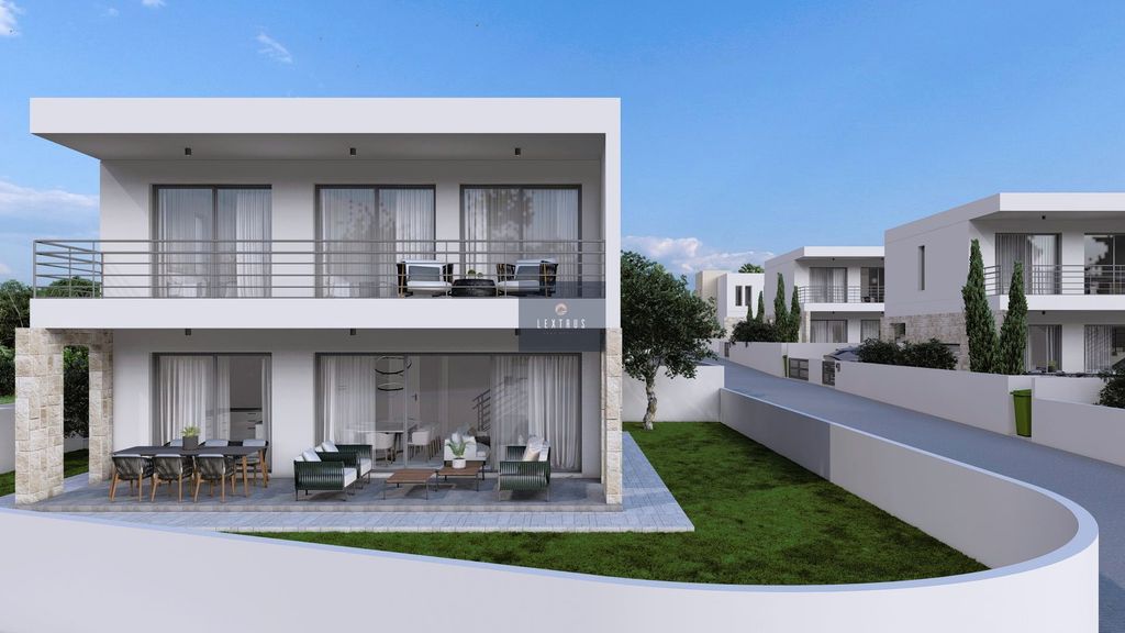 Property photo 1 of 28