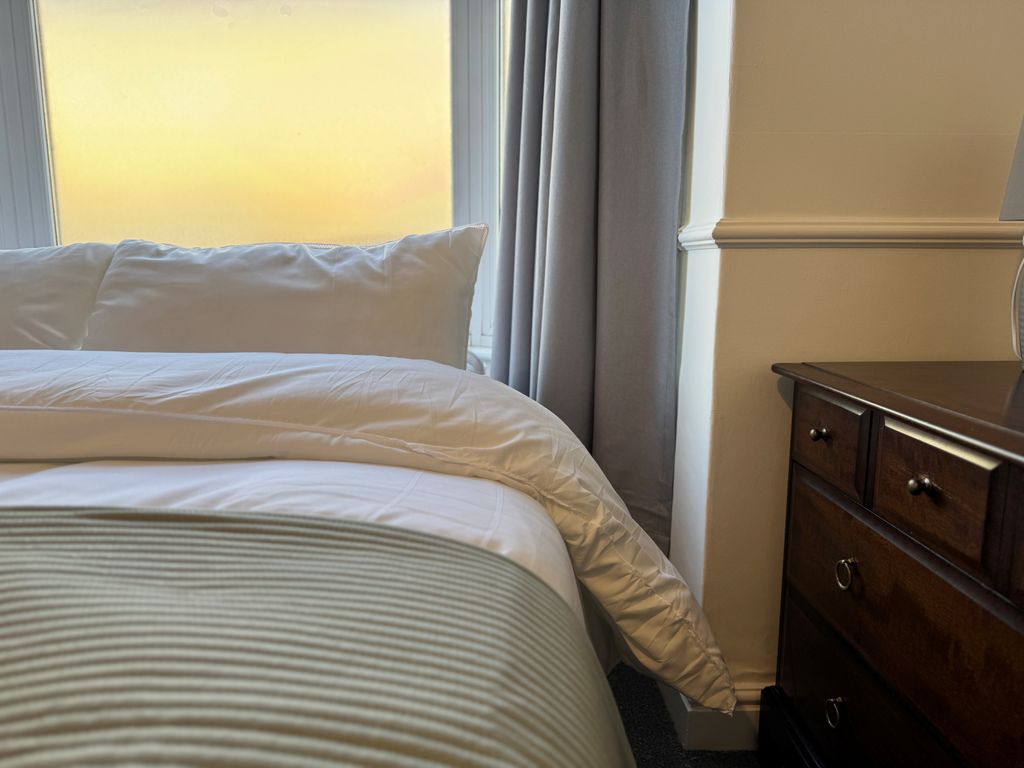 Property photo 1 of 18 Image