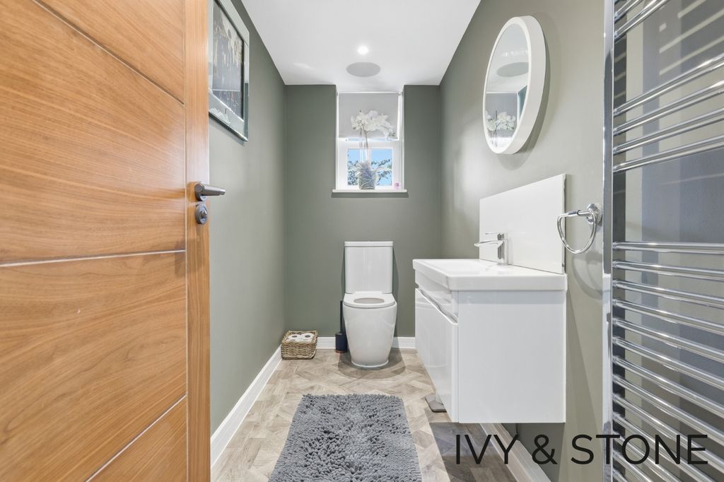 Additional image 19 of 3 bed detached house for saleChalk Lane, Harlow, Essex CM17