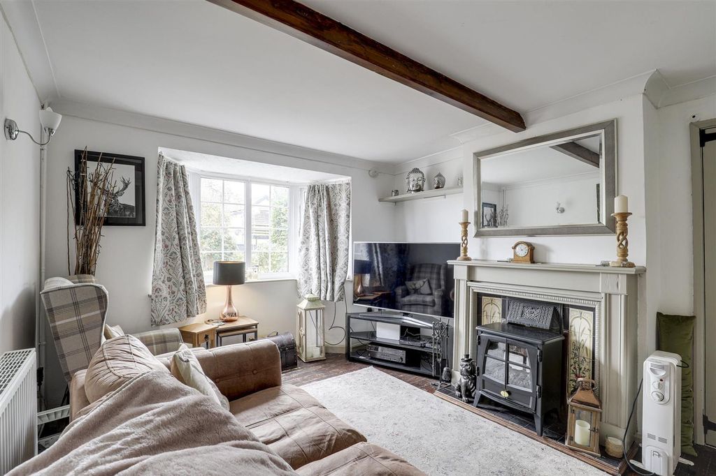 Property photo 2 of 12