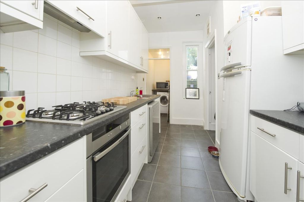 Property photo 2 of 7