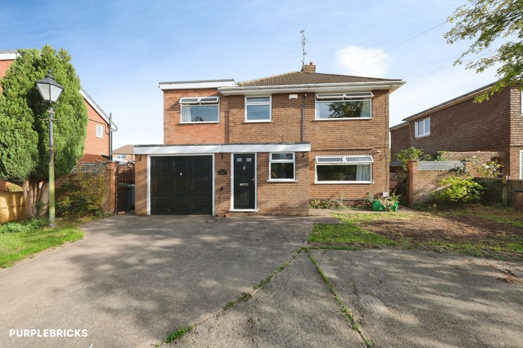Property photo 1 of 28