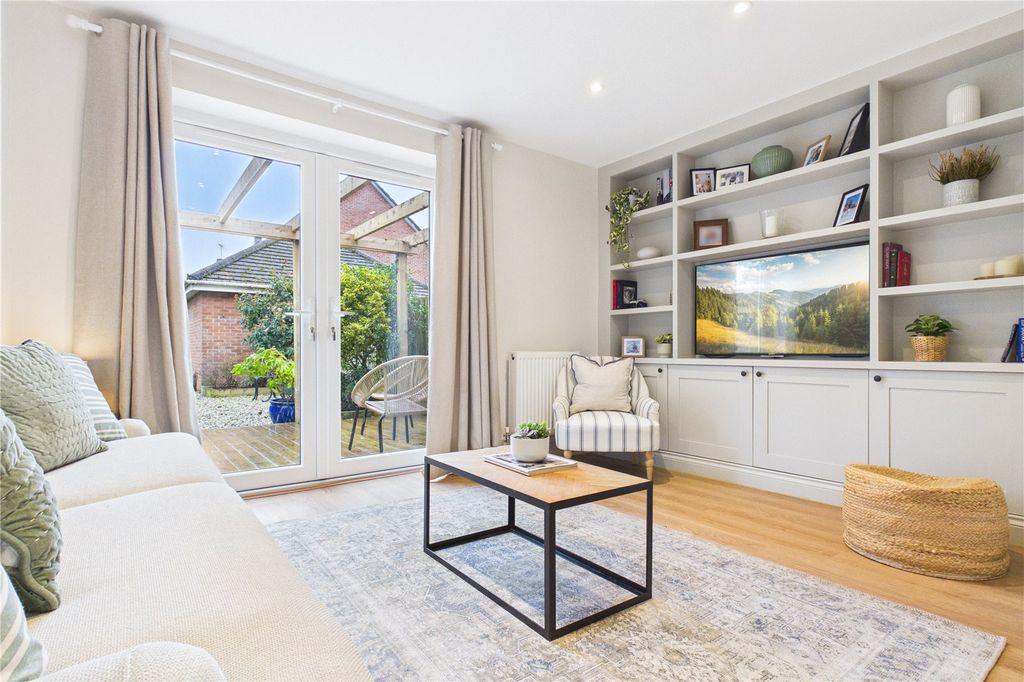 Property photo 2 of 19 Living Room