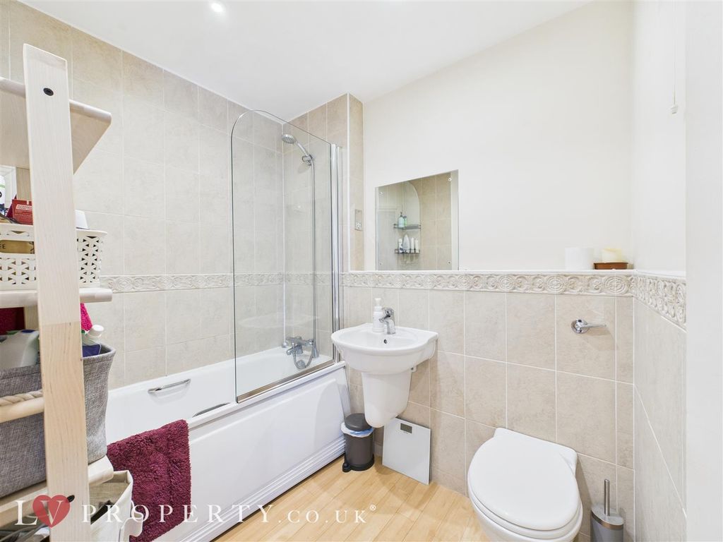 Additional image 12 of 2 bed flat for saleNewhall Court, George Street, Birmingham B3