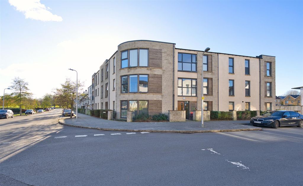 Property photo 1 of 14 Front Elevation