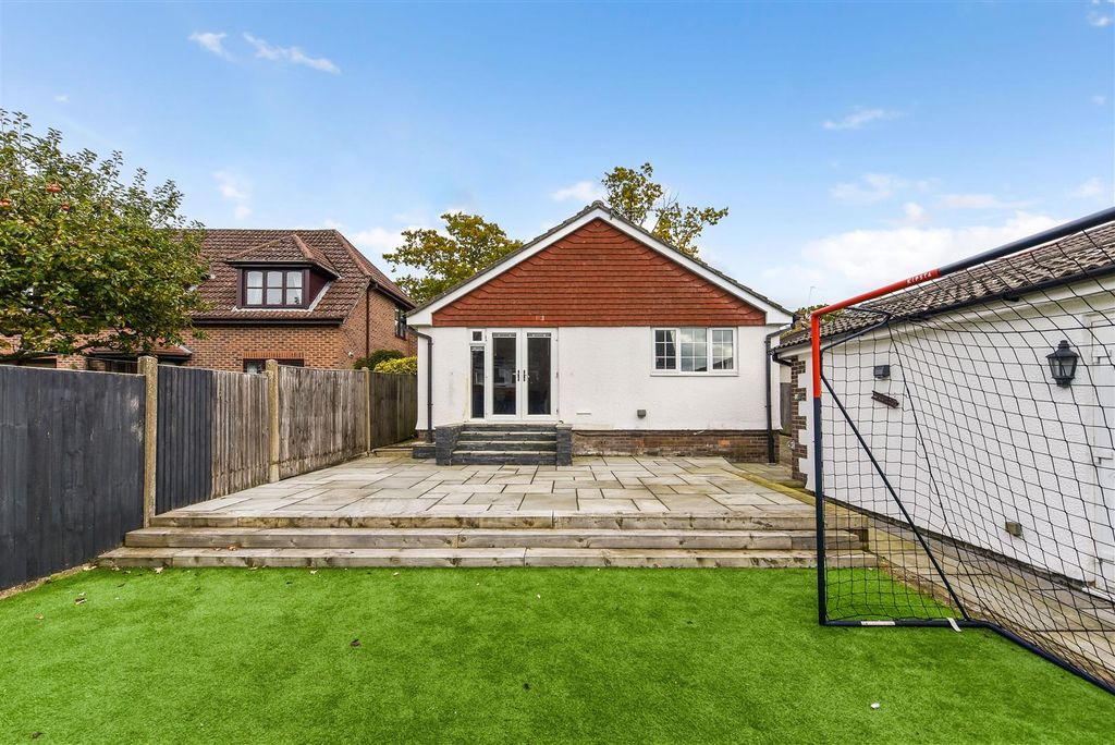 Property photo 2 of 23 Sketch_Ph14_6271054.Jpg