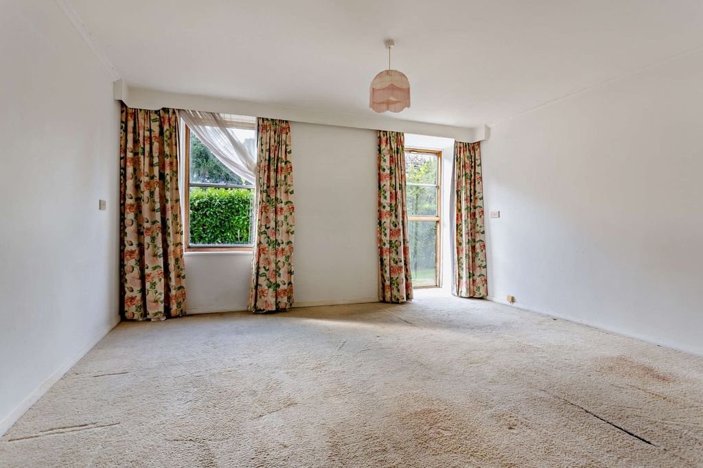 Property photo 3 of 11 Picture No. 06