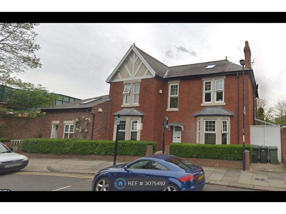 Property photo 3 of 10 Rare- Huge Jesmond Detached House