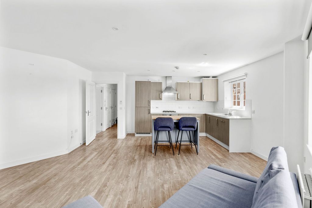 Property photo 2 of 12 Open Plan Living