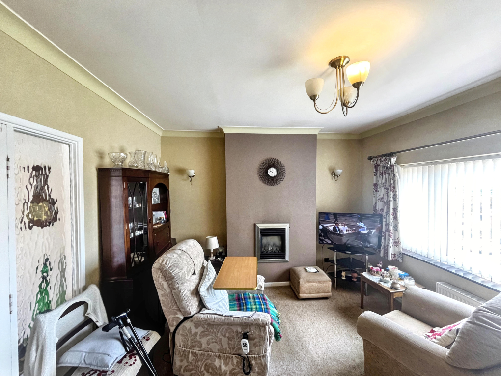 Property photo 3 of 9