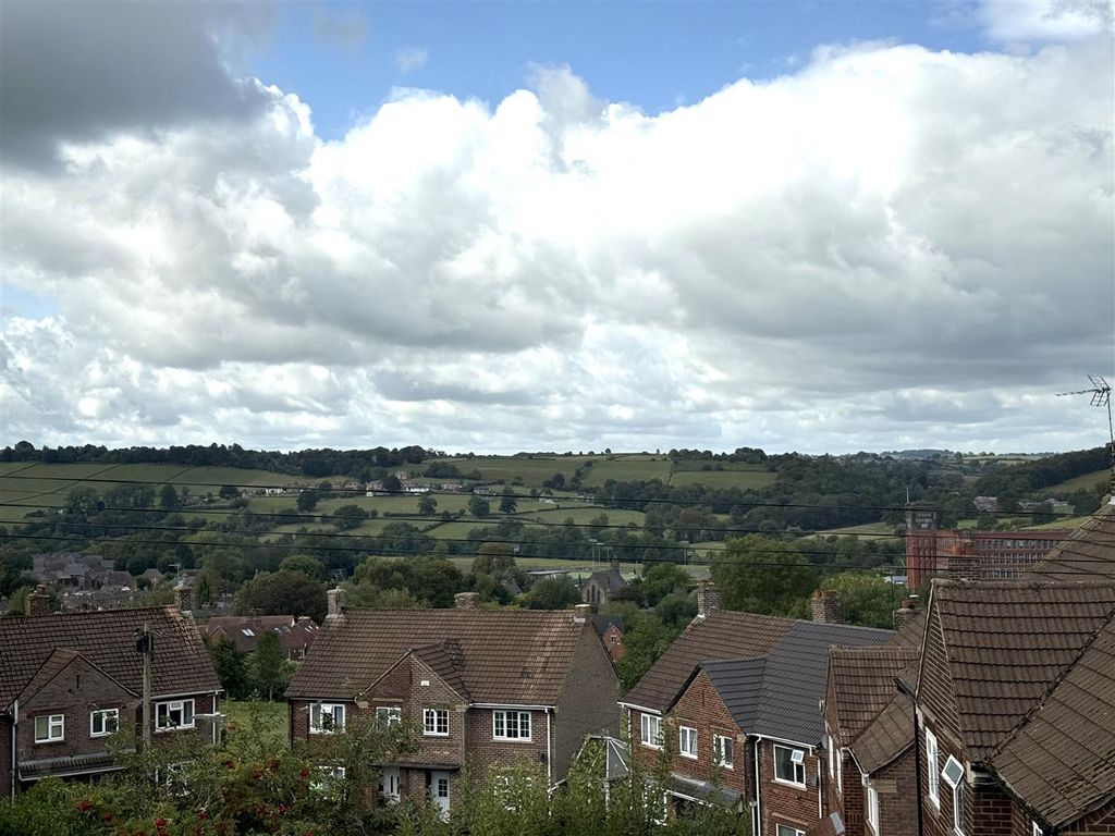 Property photo 2 of 12 Acorn 12.Jpg