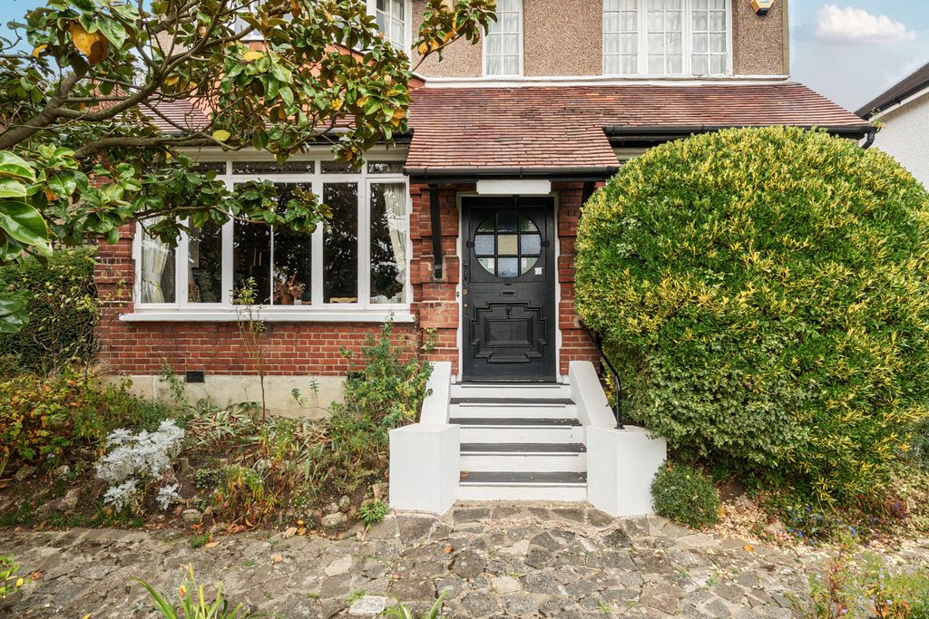 Property photo 2 of 36 External