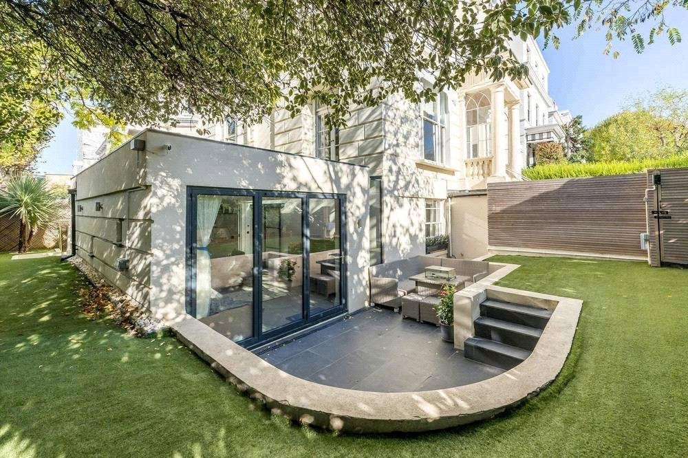 Property photo 2 of 14 Picture No. 33