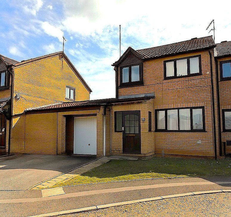 Property photo 1 of 13 External