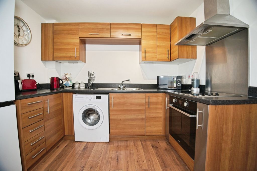 Property photo 3 of 12