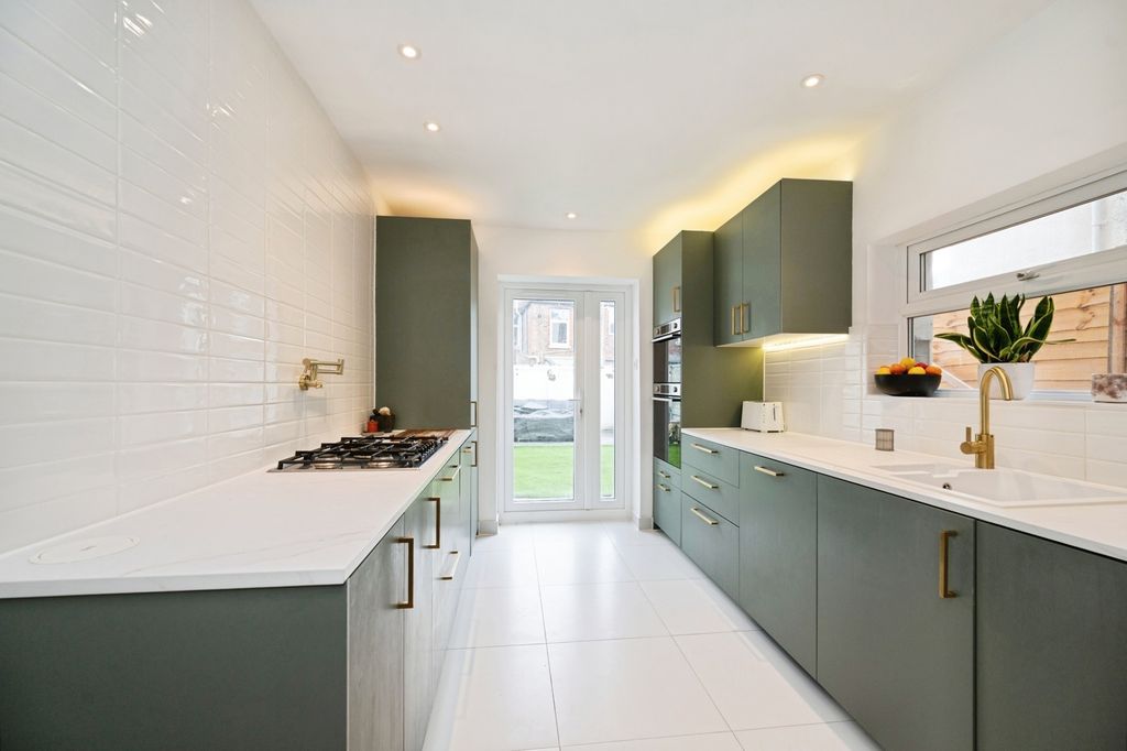 Property photo 1 of 13 Pbox-Img.Jpg