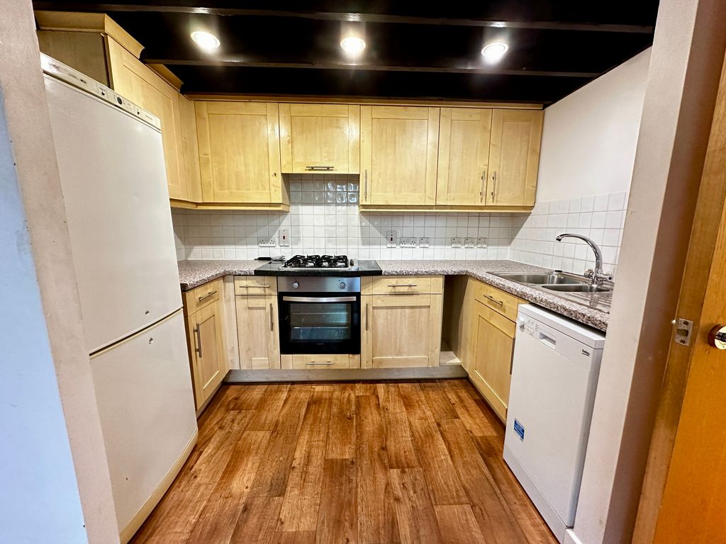 Property photo 3 of 10 Img_1226.Jpg