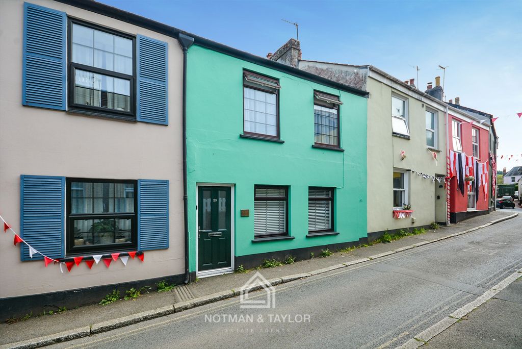 Property photo 1 of 30