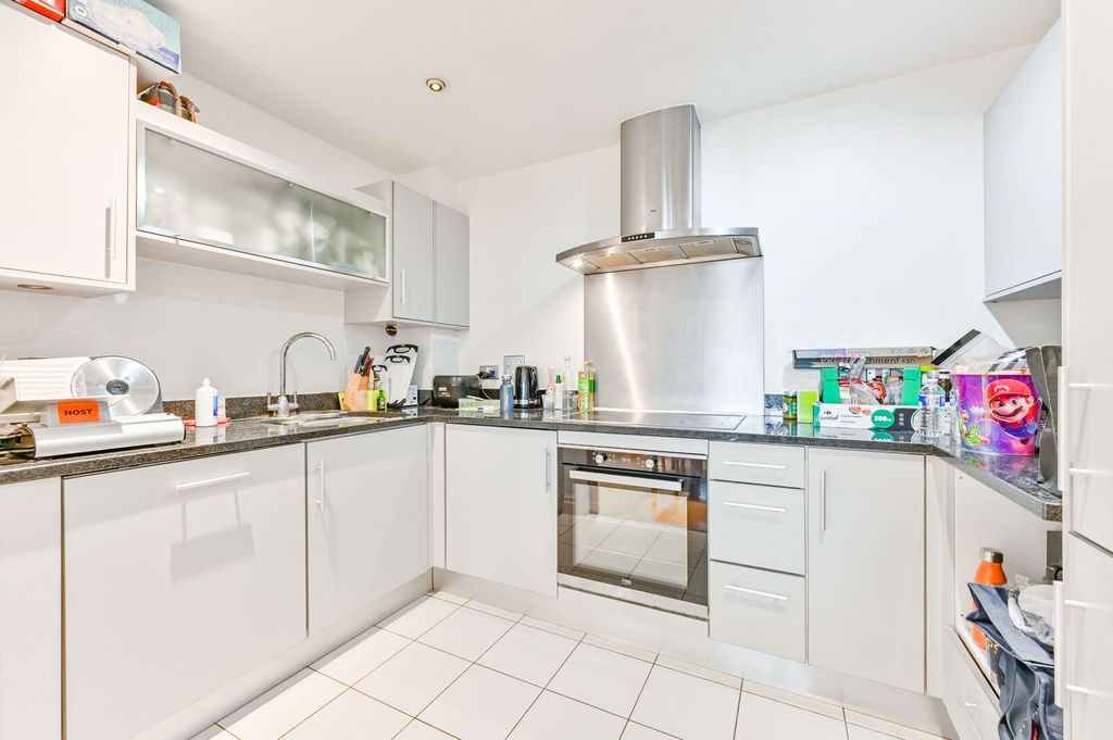 Property photo 2 of 11