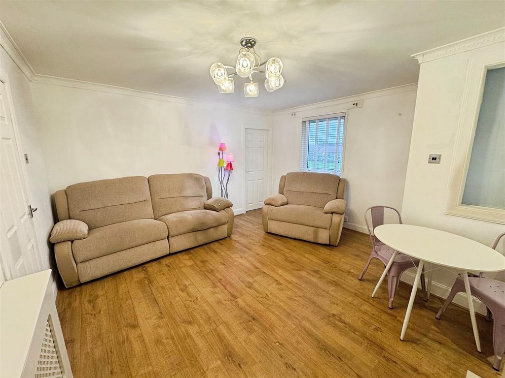 Property photo 3 of 23 3.Jpg