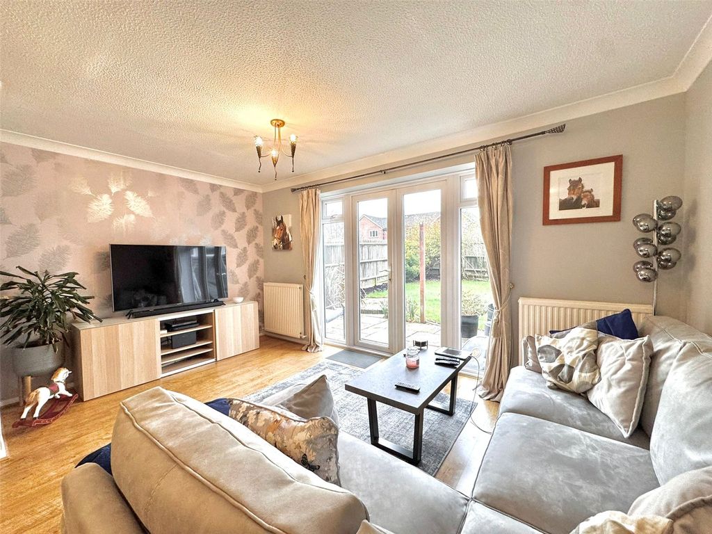 Property photo 3 of 11 Picture No. 17