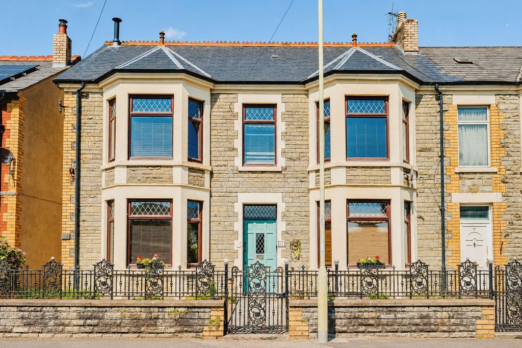 Property photo 1 of 58