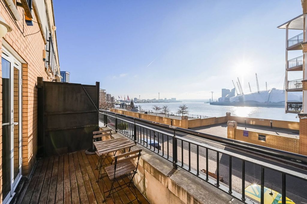 Property photo 2 of 29