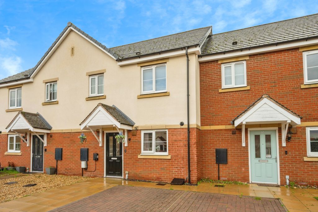 Property photo 2 of 15