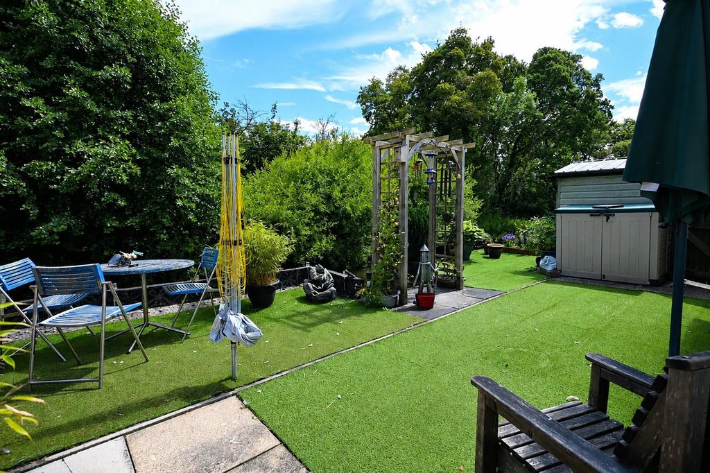 Property photo 1 of 15 Garden/River View