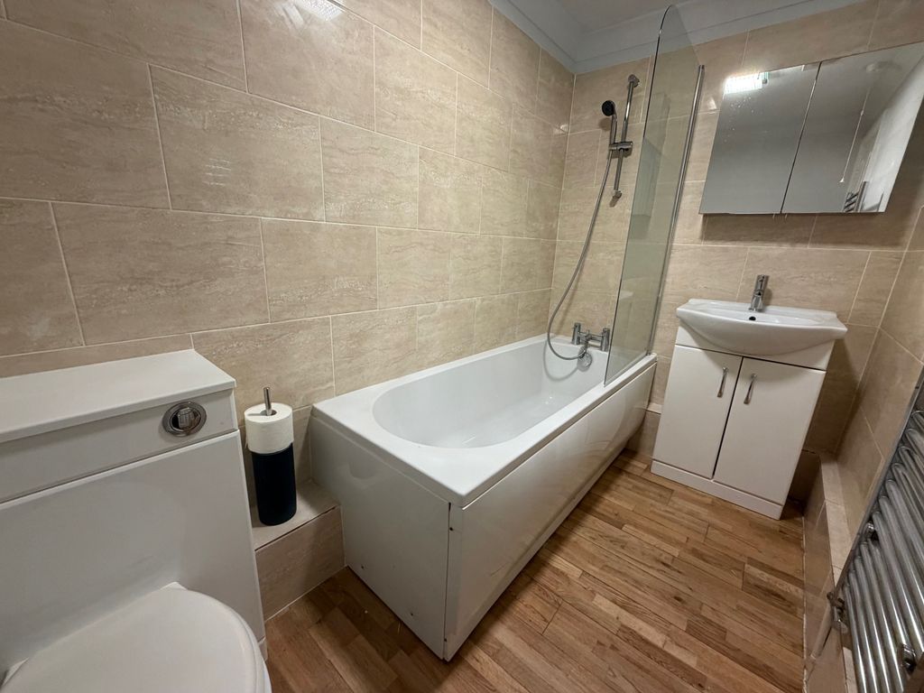 Property photo 3 of 6 Bathroom