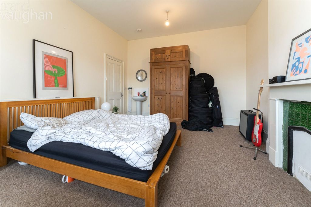 Property photo 3 of 15 Picture No. 09