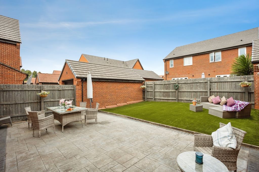 Property photo 2 of 29 Pbox-Img.Jpg