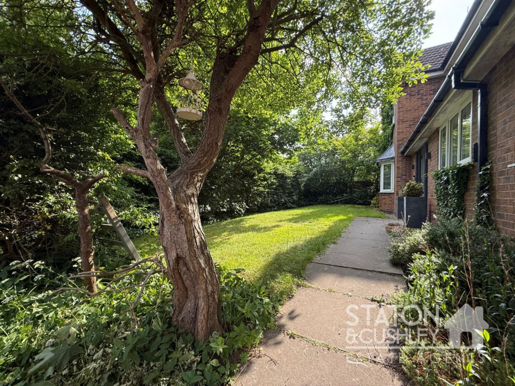 Property photo 2 of 24