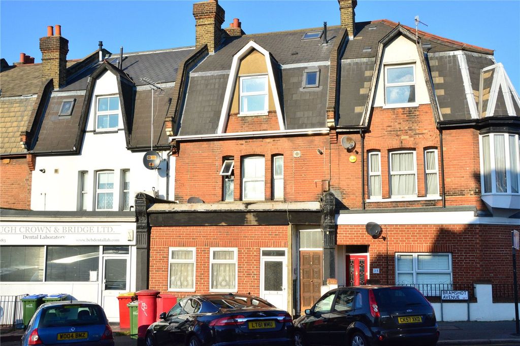 Property photo 2 of 11 Picture No. 08