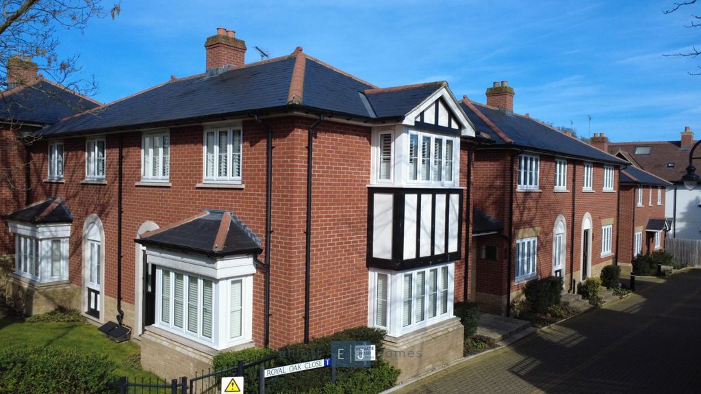 Property photo 2 of 16